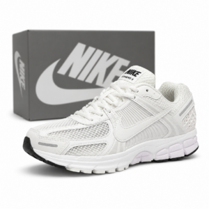 Nike Vomero 5