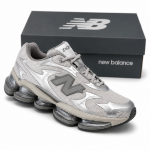 New Balance 2000